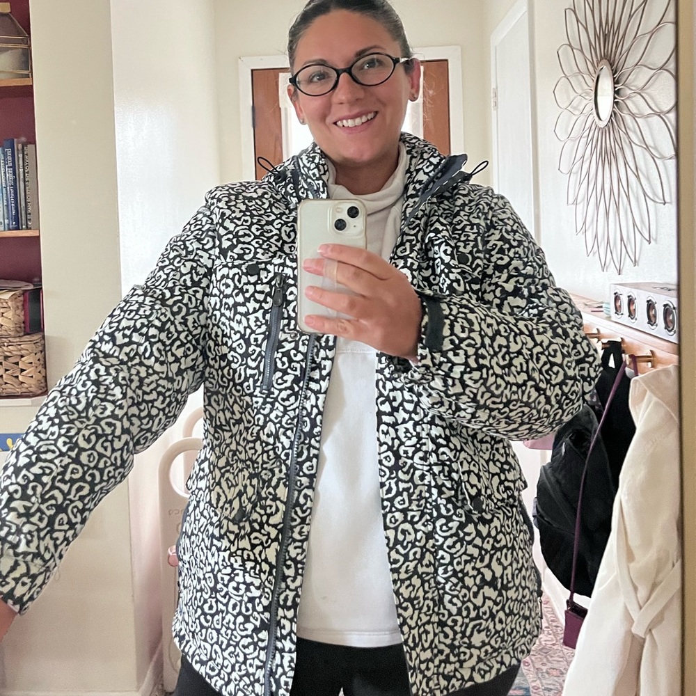 Arctix Women's daybreak insulated cheetah leopard jacket coat parka